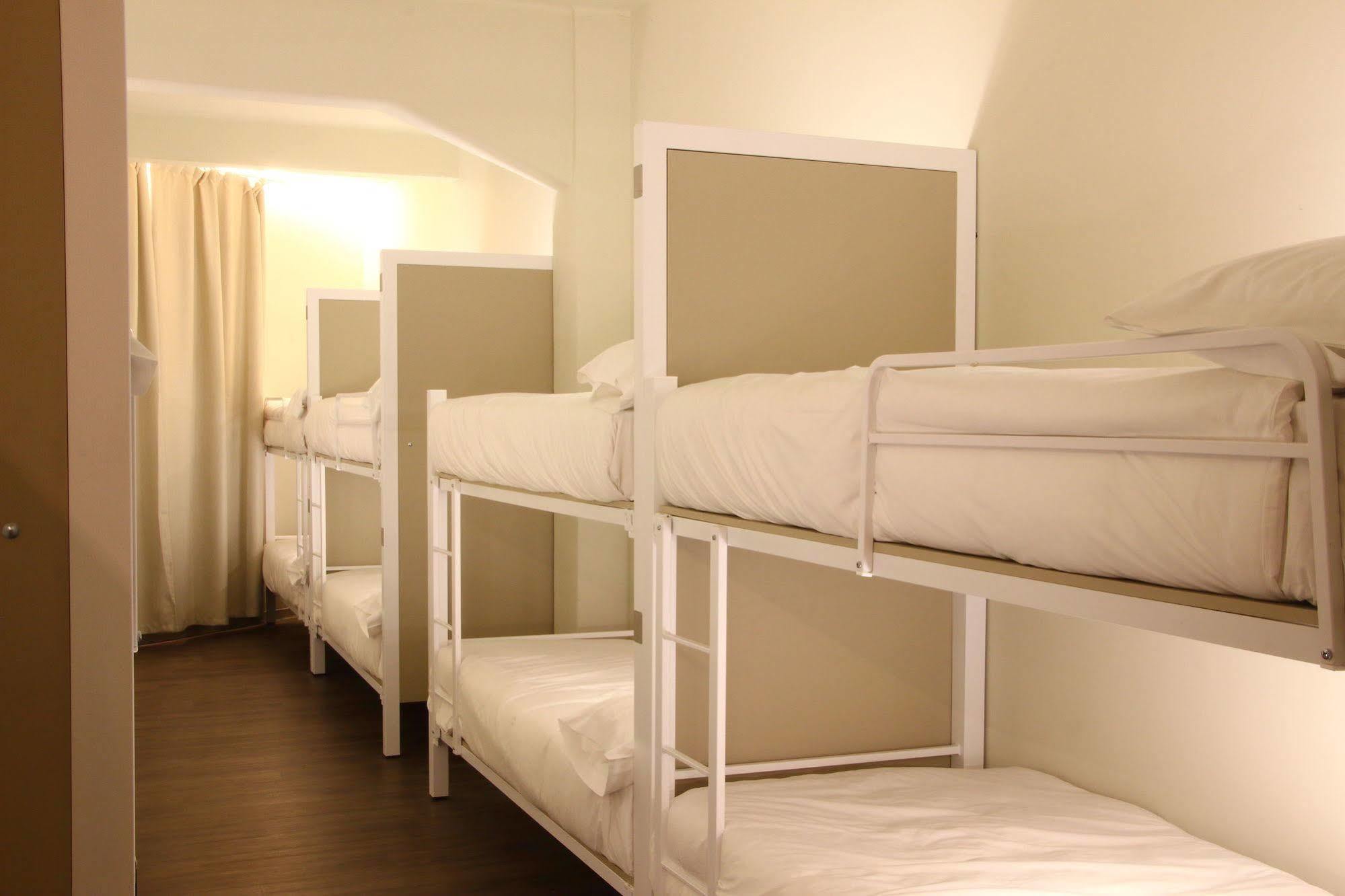Poshtel Bilbao - Premium Hostel Экстерьер фото